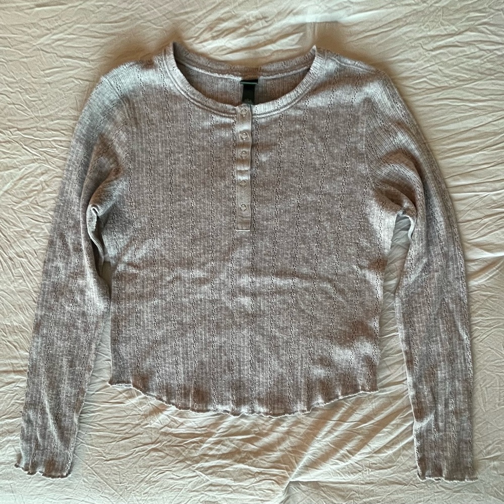 Long sleeve slim fit shirt
